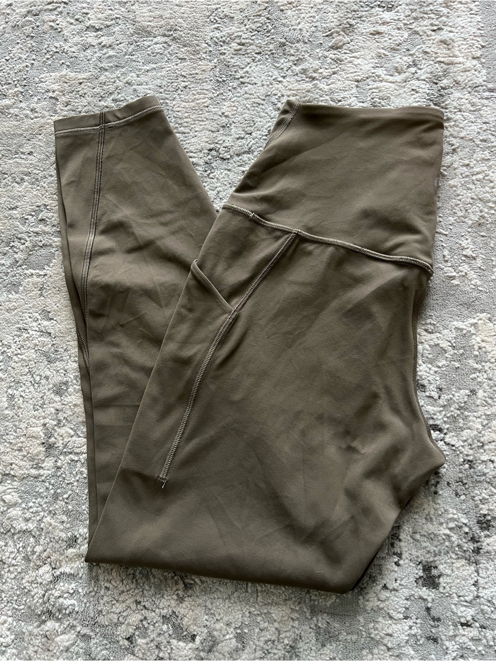 Like new lululemon align pant pocket HR 25” size 8 nomad